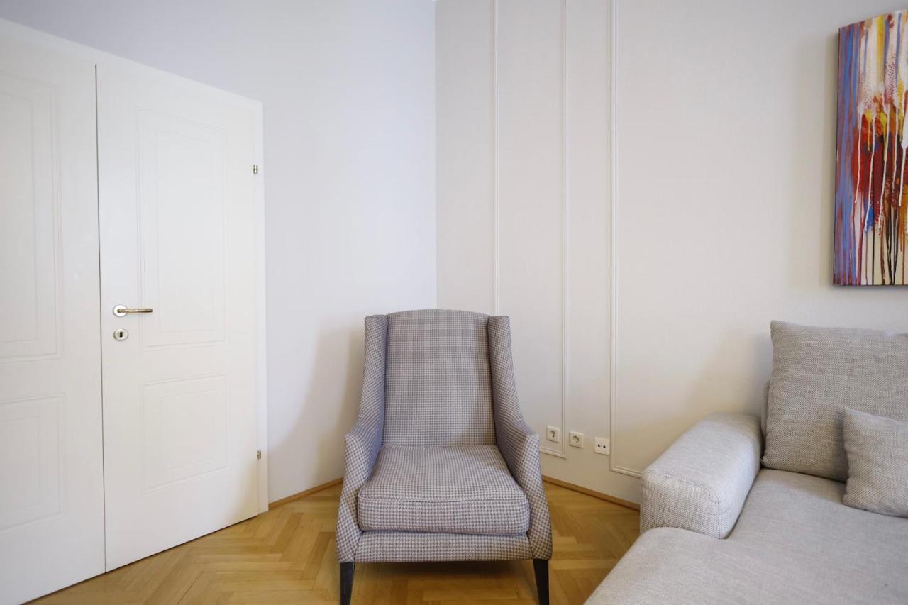 Heymi Apartments Karlsplatz فيينا المظهر الخارجي الصورة